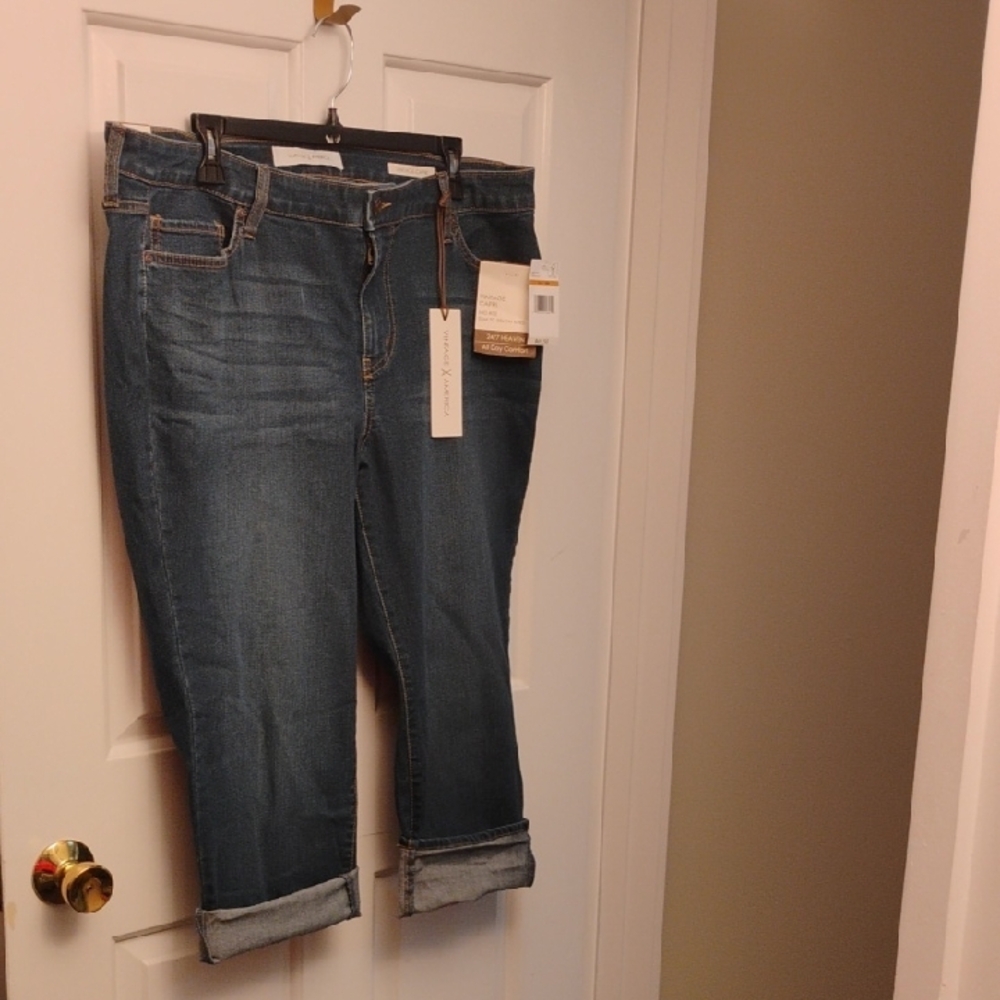 Vintage America Blue Cropped Ankle Jeans
